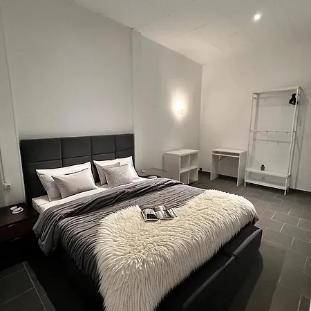 Apartment Rive Gauche B Centre - Gare - Aeroport Charleroi